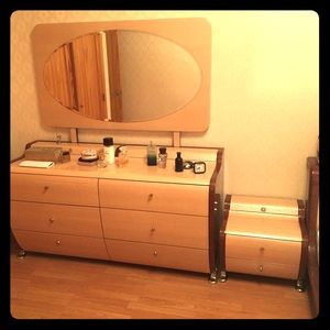 Bedroom set queen size great condition